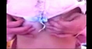 《JC,オナニー,個人撮影》これはアウト･･･色気づいた中●生が覚えたてのぎこちないオナニーをネットに投稿して拡散ww