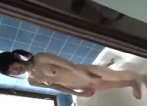 《個人撮影,JC,円光》ガチでヤバいやつです。中×生の成長途中の身体が映った本物円光動画がネットに流れる