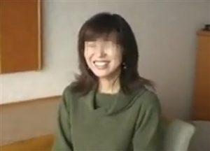 《個人撮影》普通のお母さんって感じの四十路人妻が本気の不倫セックスでギャップがすごい淫らな姿を披露！