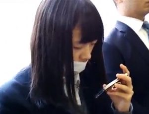 【逆さ撮り盗撮動画】おまいらJK好きだろ Vol.30