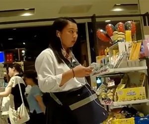 【逆さ撮り盗撮】制服JKパンチラ詰め合わせ２