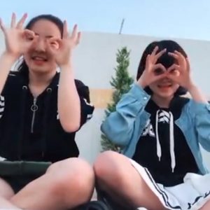 TikTokで見れる若い娘たちのエロいシーン集めてみたｗｗｗｗｗ