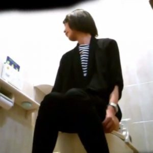 《盗撮動画》女達の羞恥便所盗撮416　トイレ盗撮の背徳感って”相当ヤバイ”よな