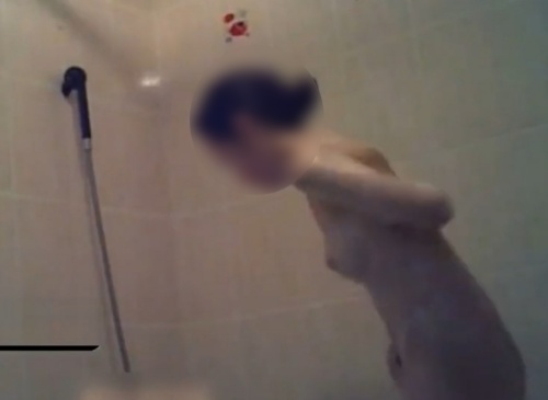 《盗撮動画》一人暮らし女子宅シャワールーム隠し撮り映像が流出！いいか消される前に見とけよ…