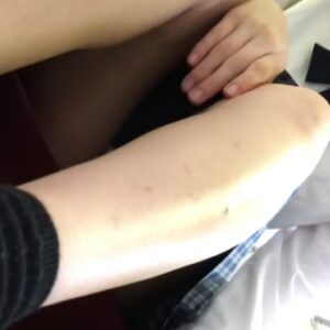 《盗撮動画》伝説の撮り師の殿堂入りパンチラ（制服JK）がとんでもないレベルに達していると話題のトップ画像