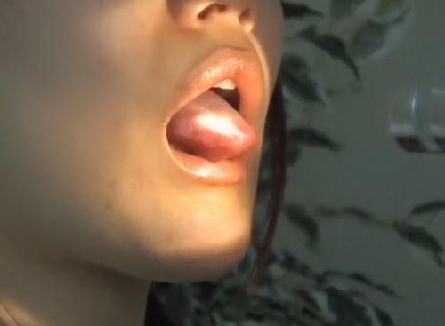 《盗撮動画》変態医師「舌を小刻みに動かしてください」JK「はい…」→ 隠し撮りされていた結果