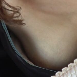 《盗撮動画》関係者の犯行！門外不出の禁断の胸チラ動画を独自入手！その悪質な手法とは？